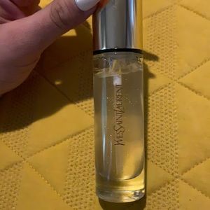 YSL touche eclat blur primer